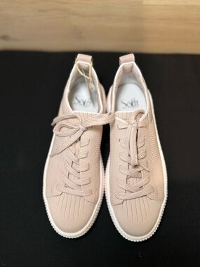 Sofft Women's Knit Sneakers in Blush